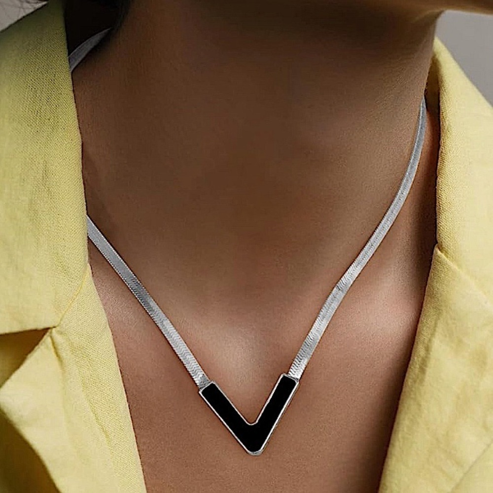 Sterling Silver V Shaped Black Collarbone Flat Clavicle Herringbone Necklace